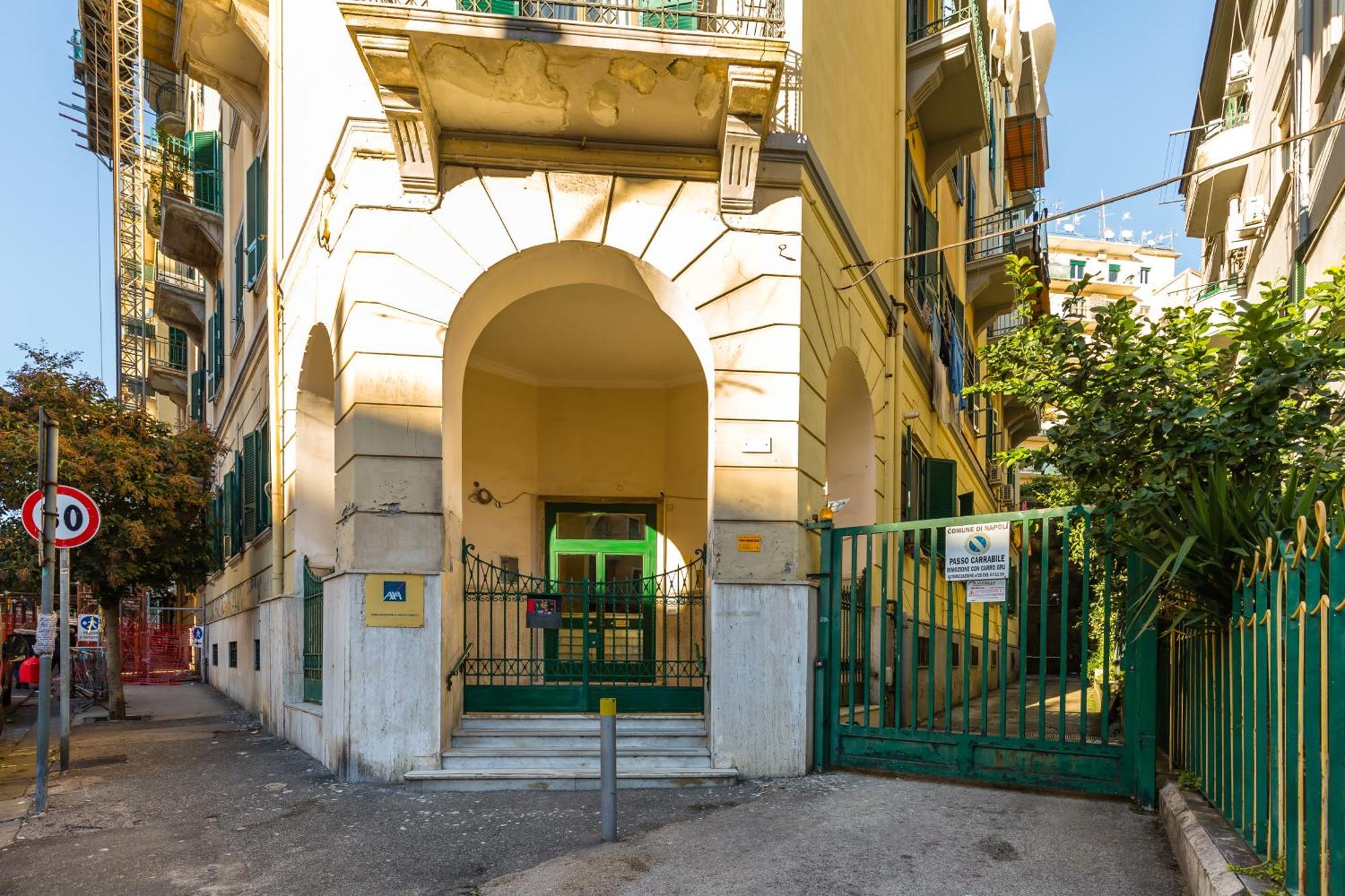 Arenella Family Apartment By Wonderful Italy نابولي المظهر الخارجي الصورة